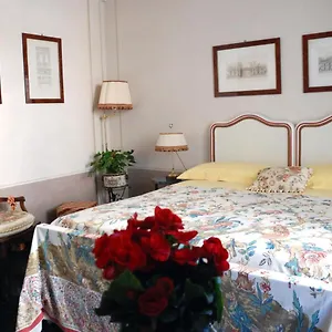 Bed & Breakfast Flowers